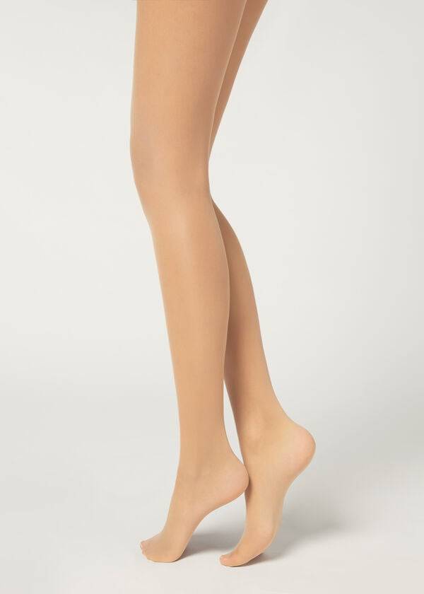 Ženske nevidne prosojne pajkice calzedonia 20 denier essential bež barve